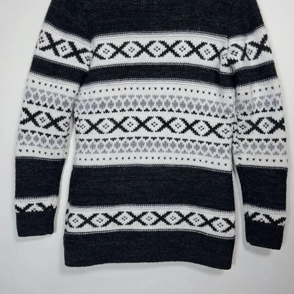 Sansara  Chunky Sweater - Picture 13 of 15